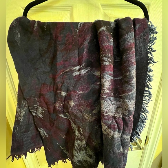 Wilfred blanket scarf - Picture 3 of 3